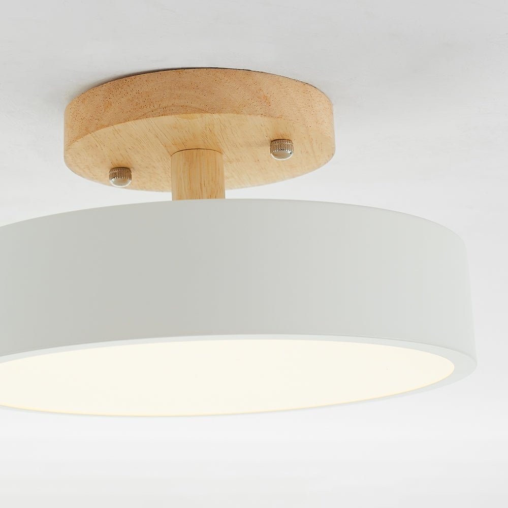 Lampa sufitowa drewniana z ściemnianiem