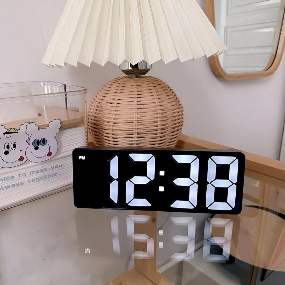 Mirror LED alarm clock