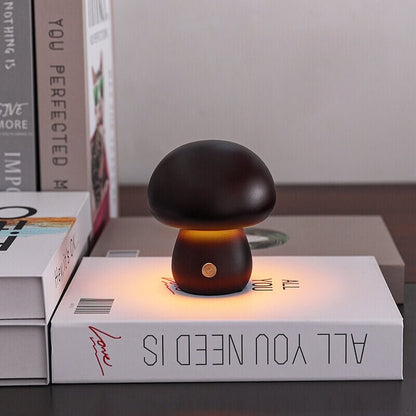 Mushroom-shaped table lamp