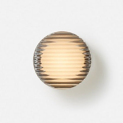 Nástěnná LED lampa s matným difuzorem