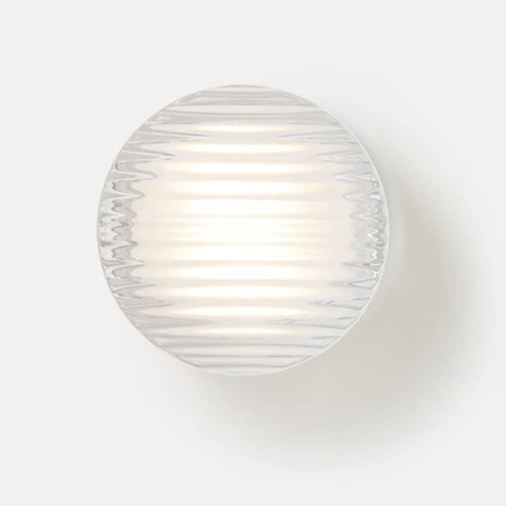Nástěnná LED lampa s matným difuzorem