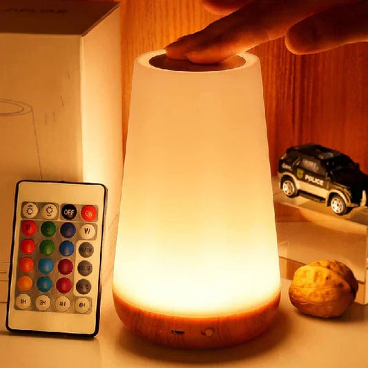 Lampka nocna LED dotykowa