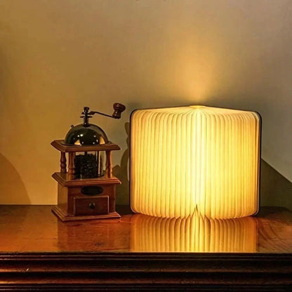 Lampe en forme de livre