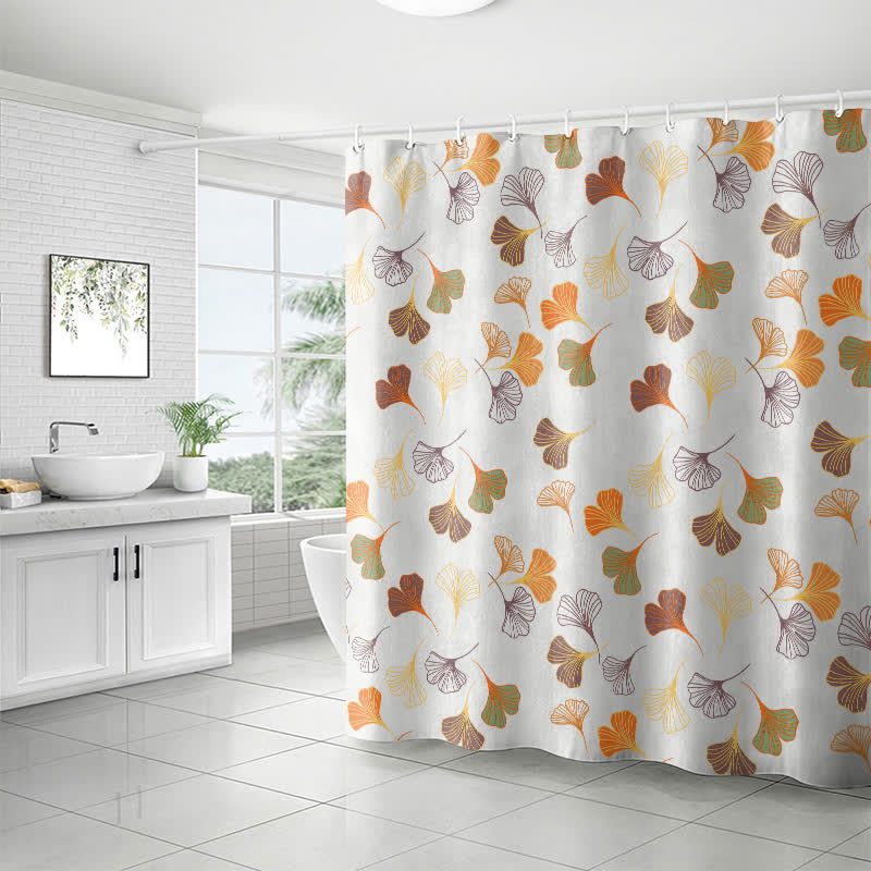 Rideau de douche représentant un ginkgo sur fond blanc