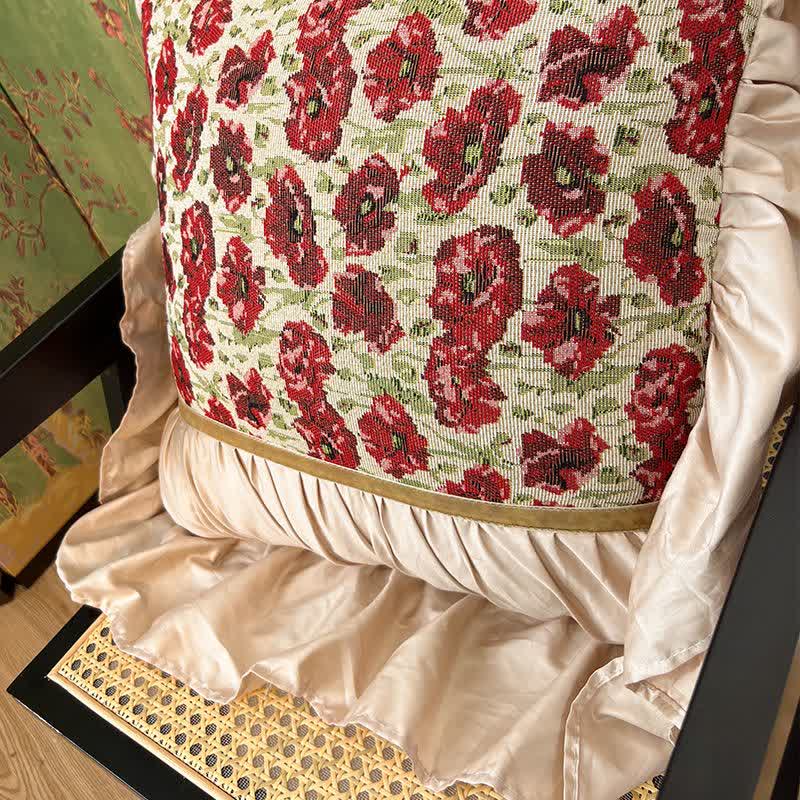 Coussin floral à volants