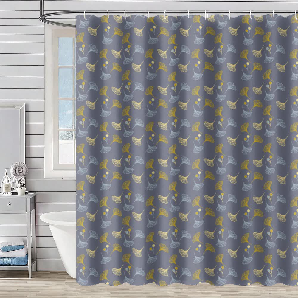 Rideau de douche avec des feuilles de ginkgo biloba