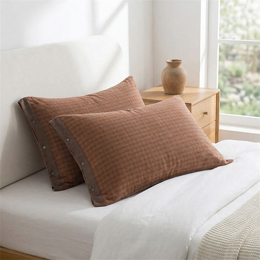 Small checkered pillowcases, 2 pcs.