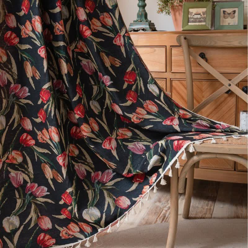 Jacquard curtain with tulips and tassels