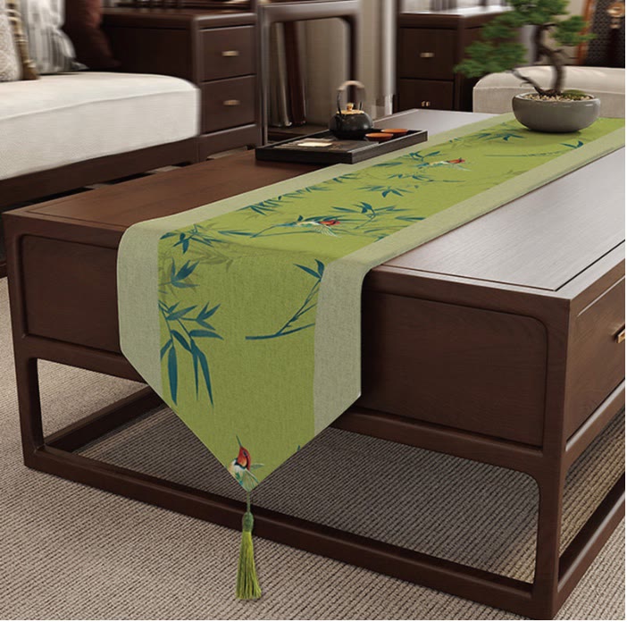Bamboo and bird table runner