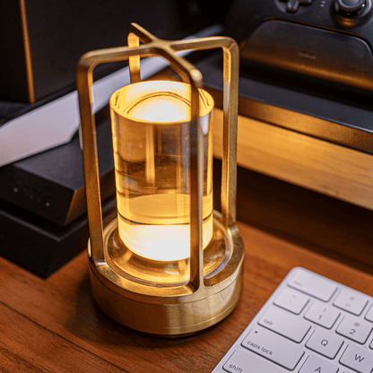 Lampe LED avec abat-jour en cristal