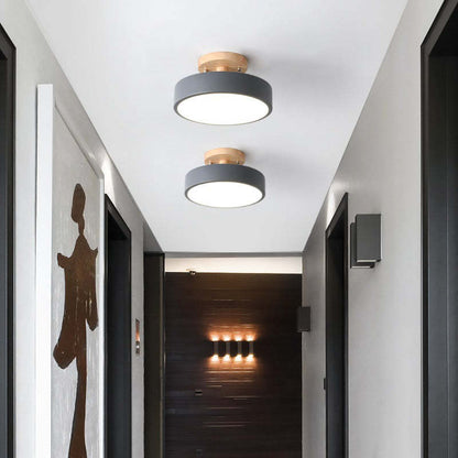 Lampa sufitowa drewniana z ściemnianiem