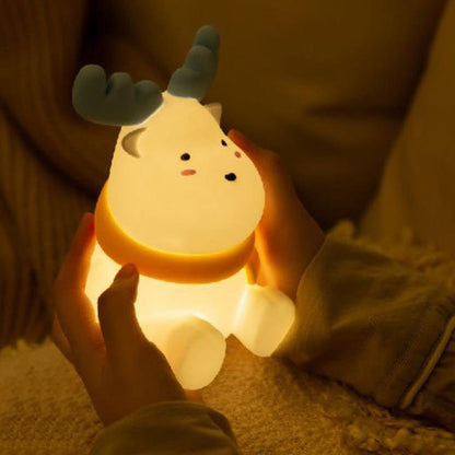 Reindeer-shaped LED lamp