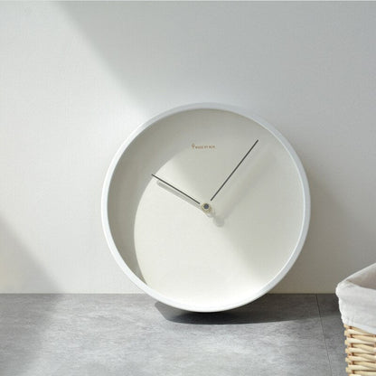 Horloge murale minimaliste