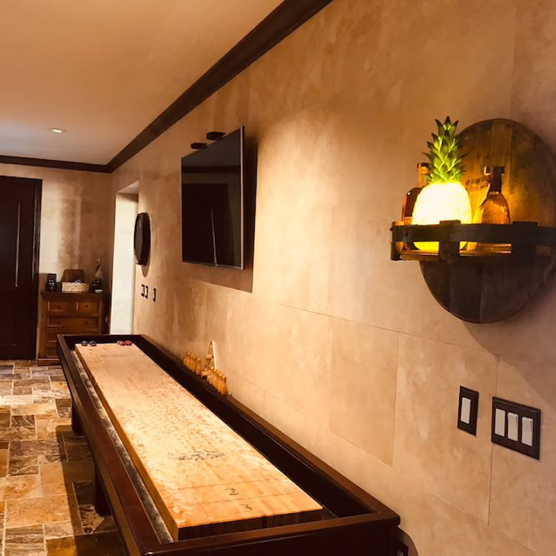 Wall-mounted bottle rack