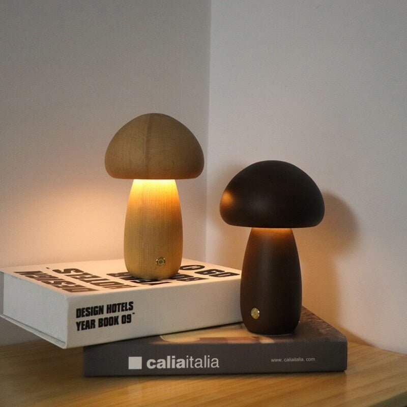 Mushroom-shaped table lamp