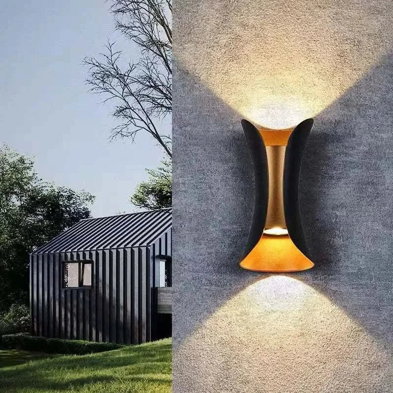 Zakřivené venkovní nástěnné LED svítidlo