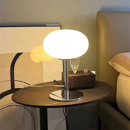 Stolní LED lampa s kulatým stínidlem