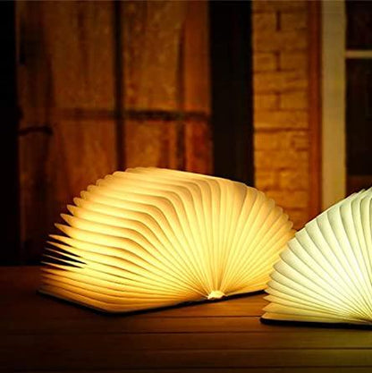 LED lampička ve tvaru knihy
