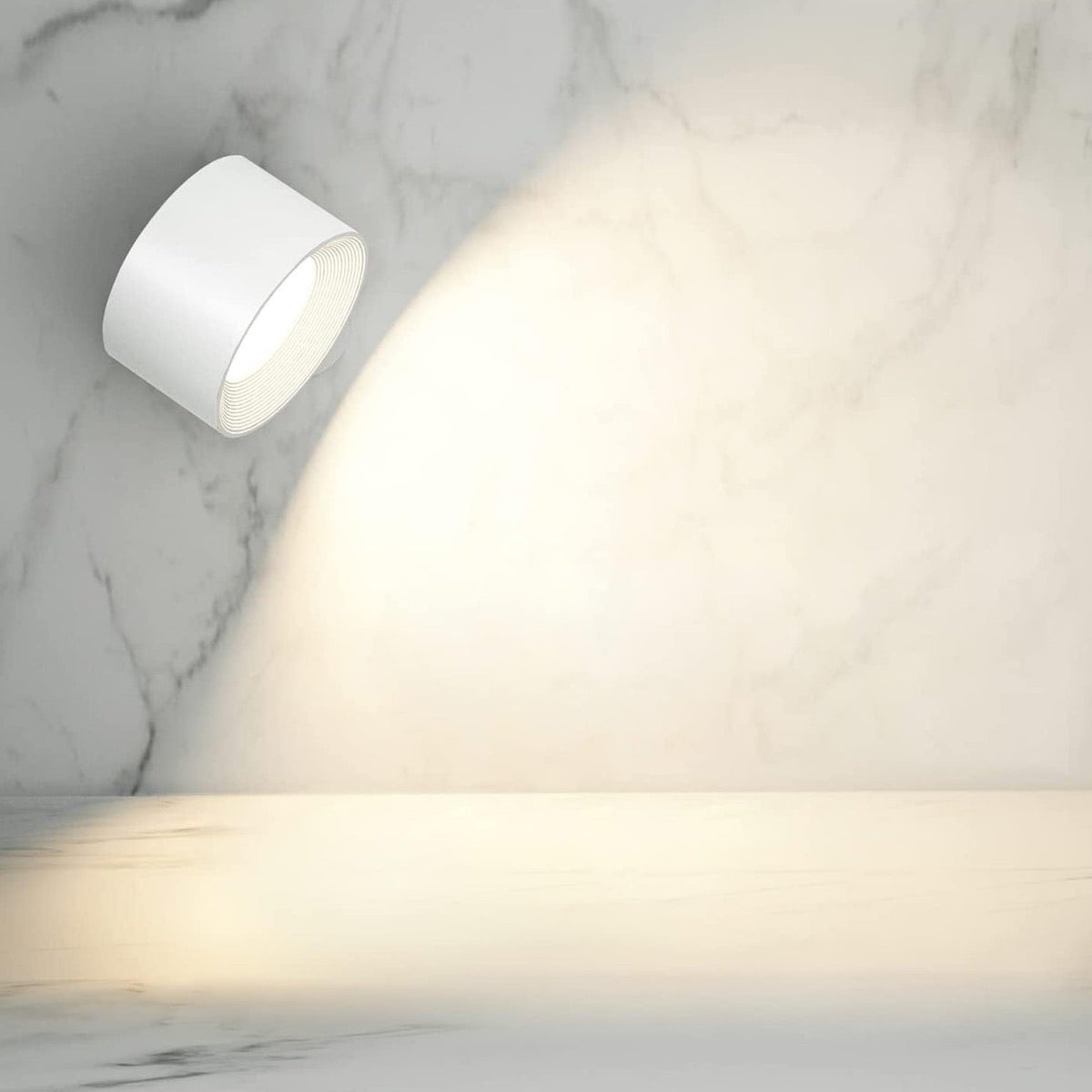 Lampa ścienna LED z obrotem 360°