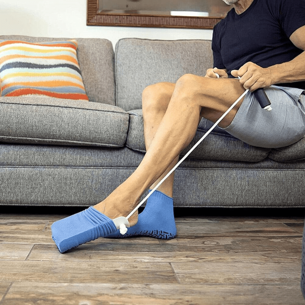 Enfile-chaussettes avec cordons