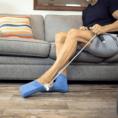 Enfile-chaussettes avec cordons