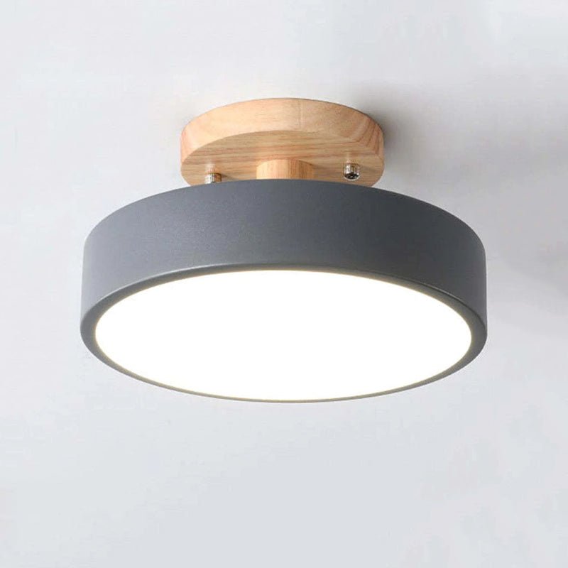Lampa sufitowa drewniana z ściemnianiem