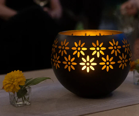 Ceramic candle holder with a dimmer switch
