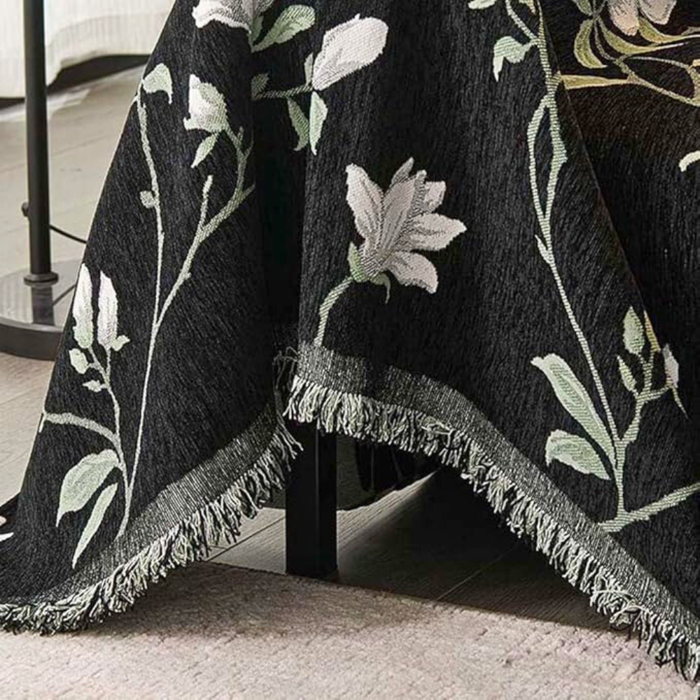 Floral throw with fringes