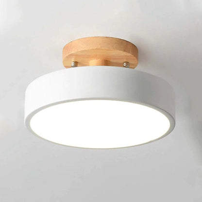 Lampa sufitowa drewniana z ściemnianiem