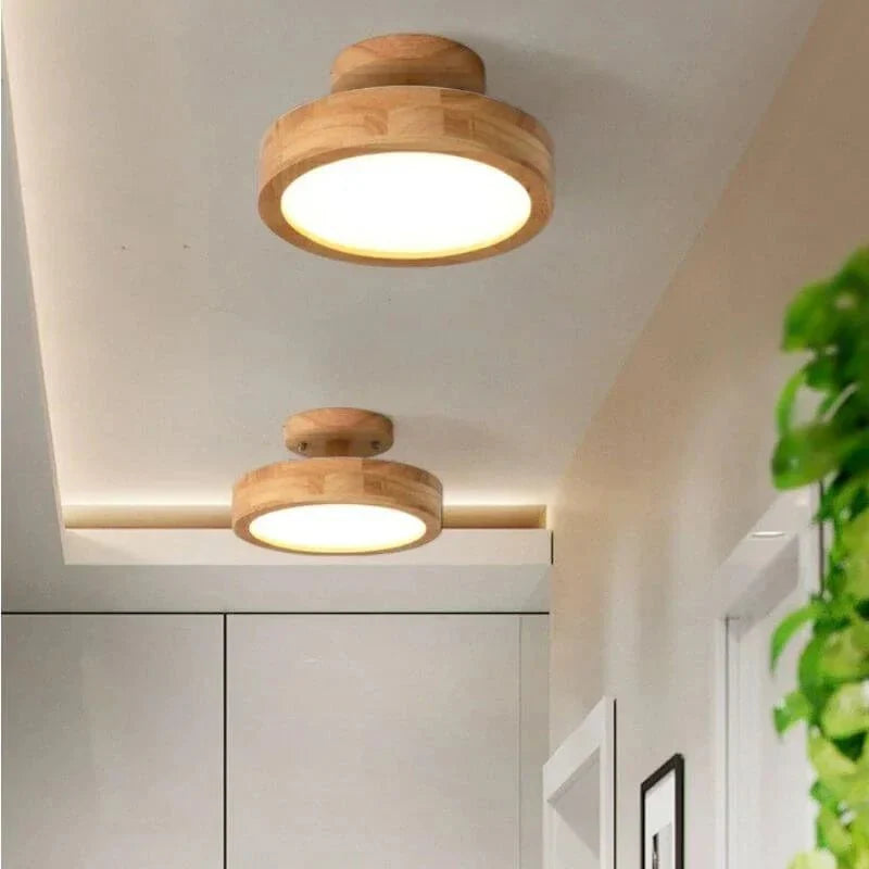 Dřevěná stolní LED lampa
