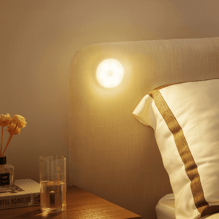 Lampka LED z czujnikiem ruchu