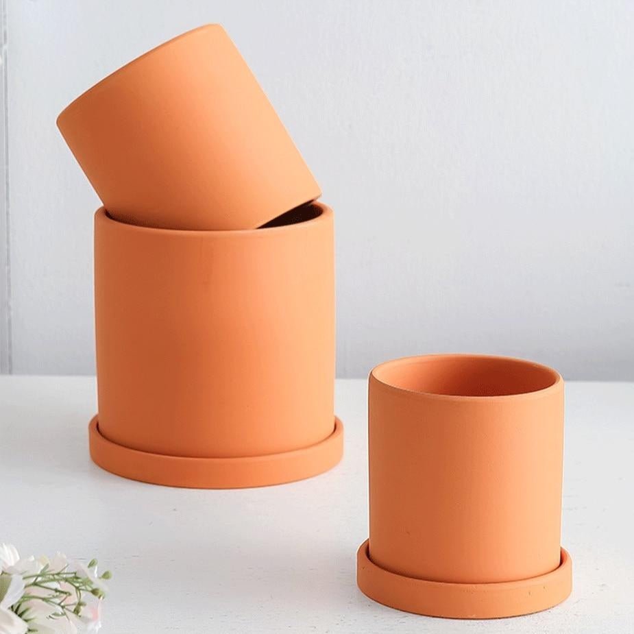 Keramický květináč s podmiskou