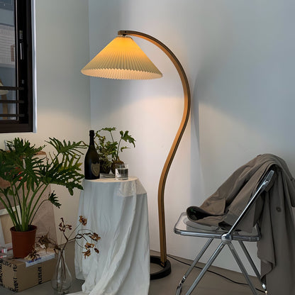 Stojací lampa s bukovým dřevem