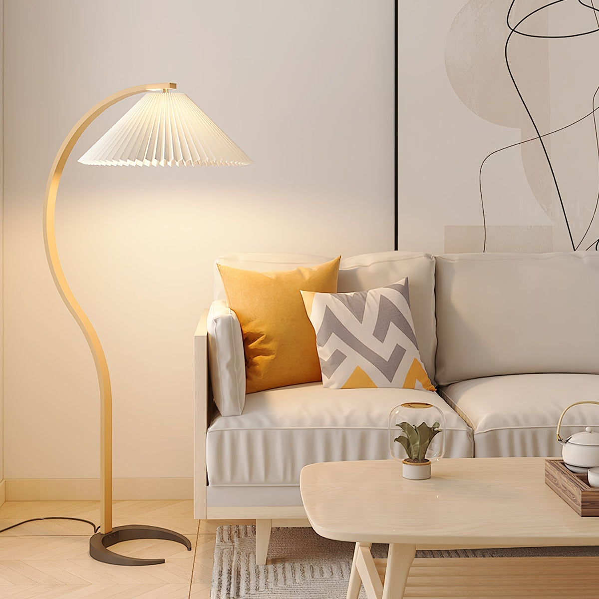 Stojací lampa s bukovým dřevem