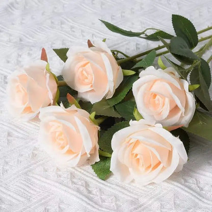 Rose artificielle en velours