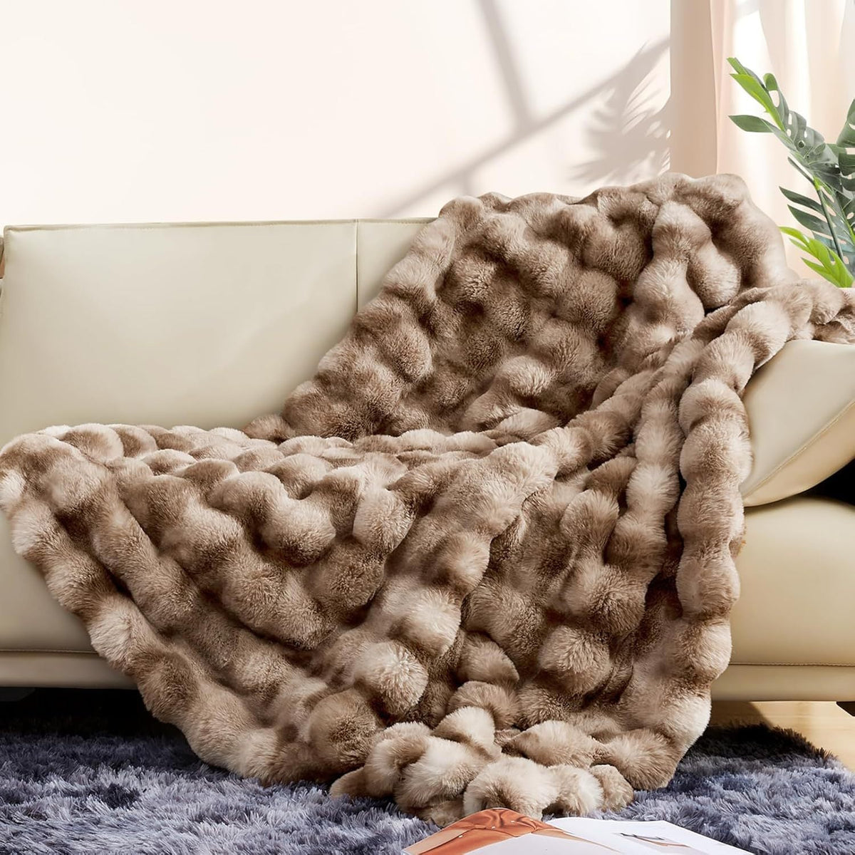 Bubble Faux Fur Blanket