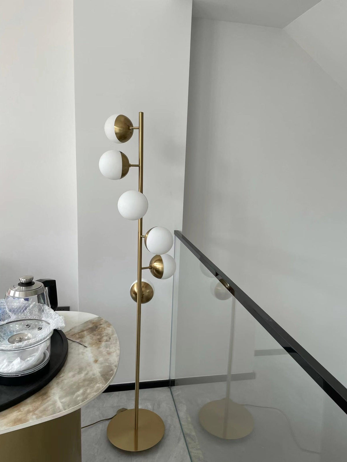Lampadaire à plusieurs abat-jour en verre