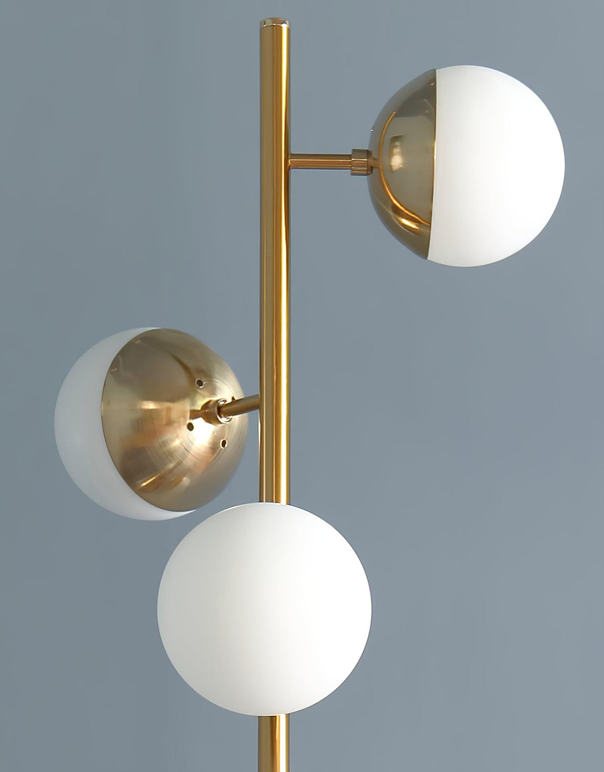 Lampadaire à plusieurs abat-jour en verre