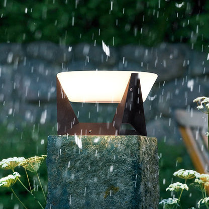 Solární nástěnné světlo s pohybovým senzorem