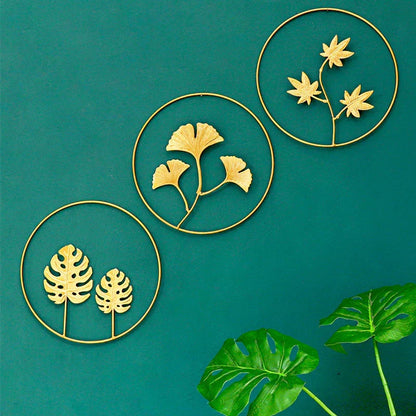 Metal leaf wall decoration