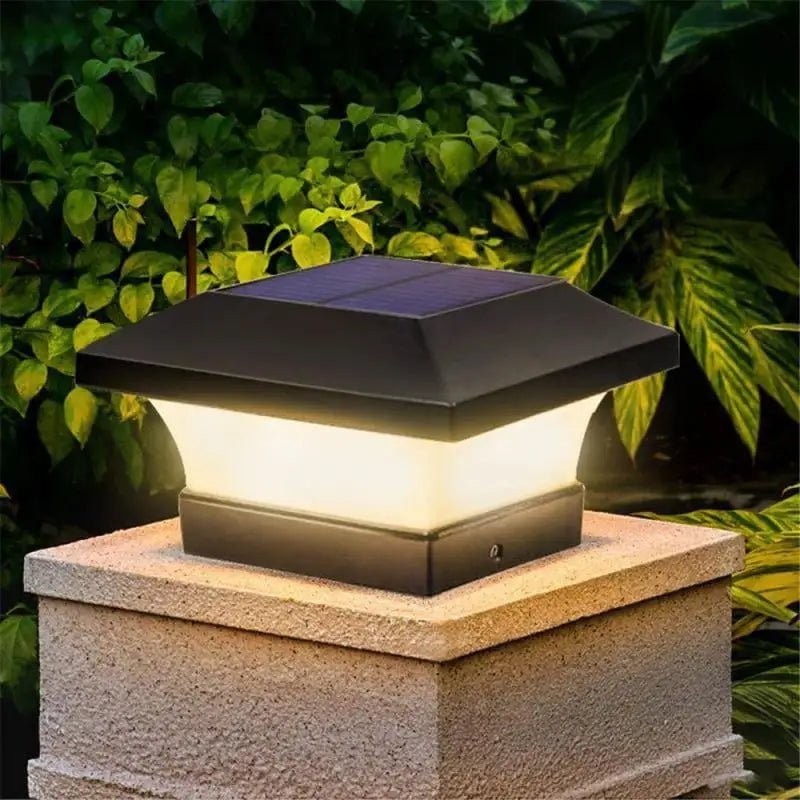 Solární zahradní lampa s teplým bílým světlem