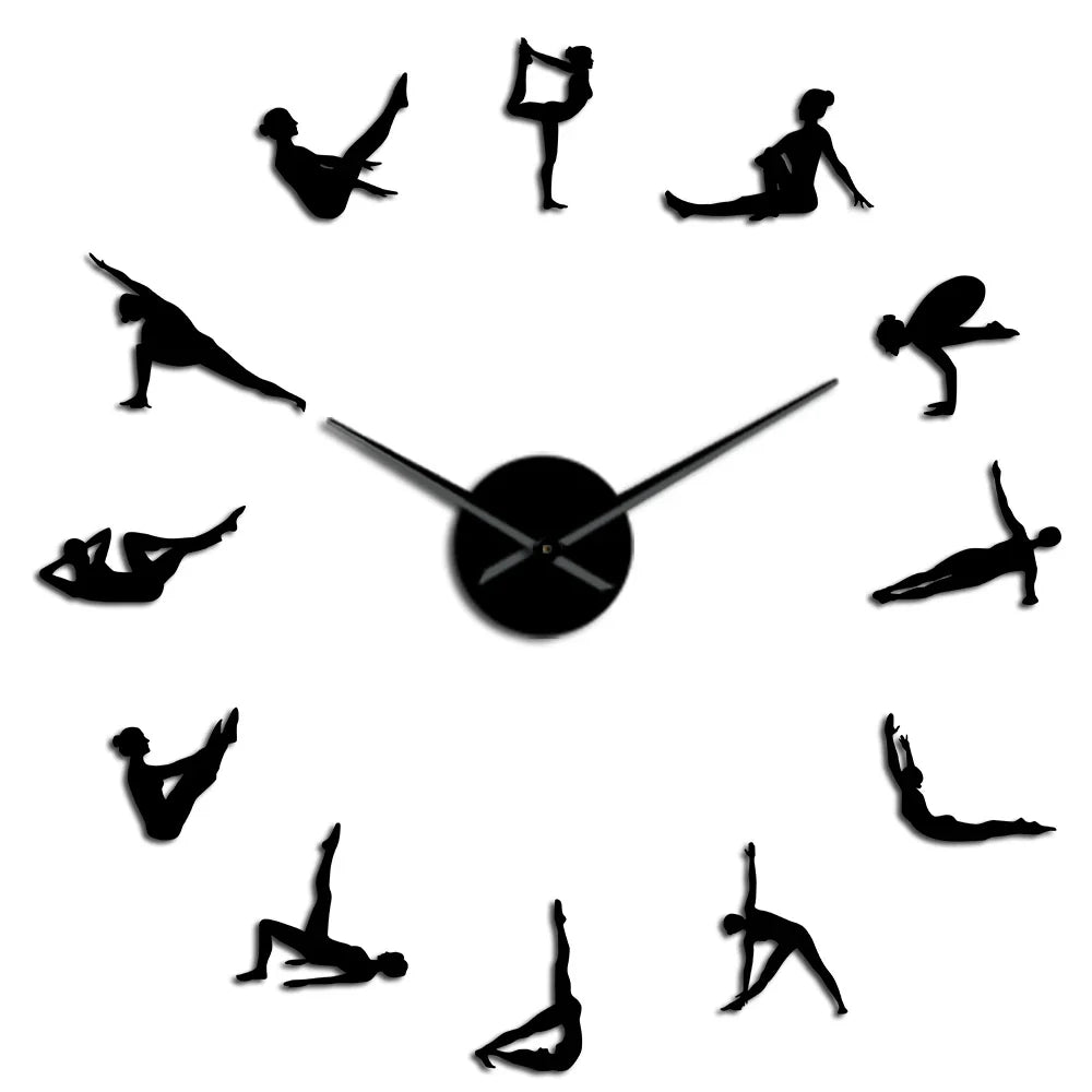 Zegar ścienny z naklejką pilates