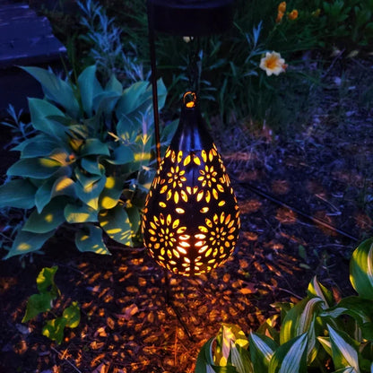Hanging solar lamp