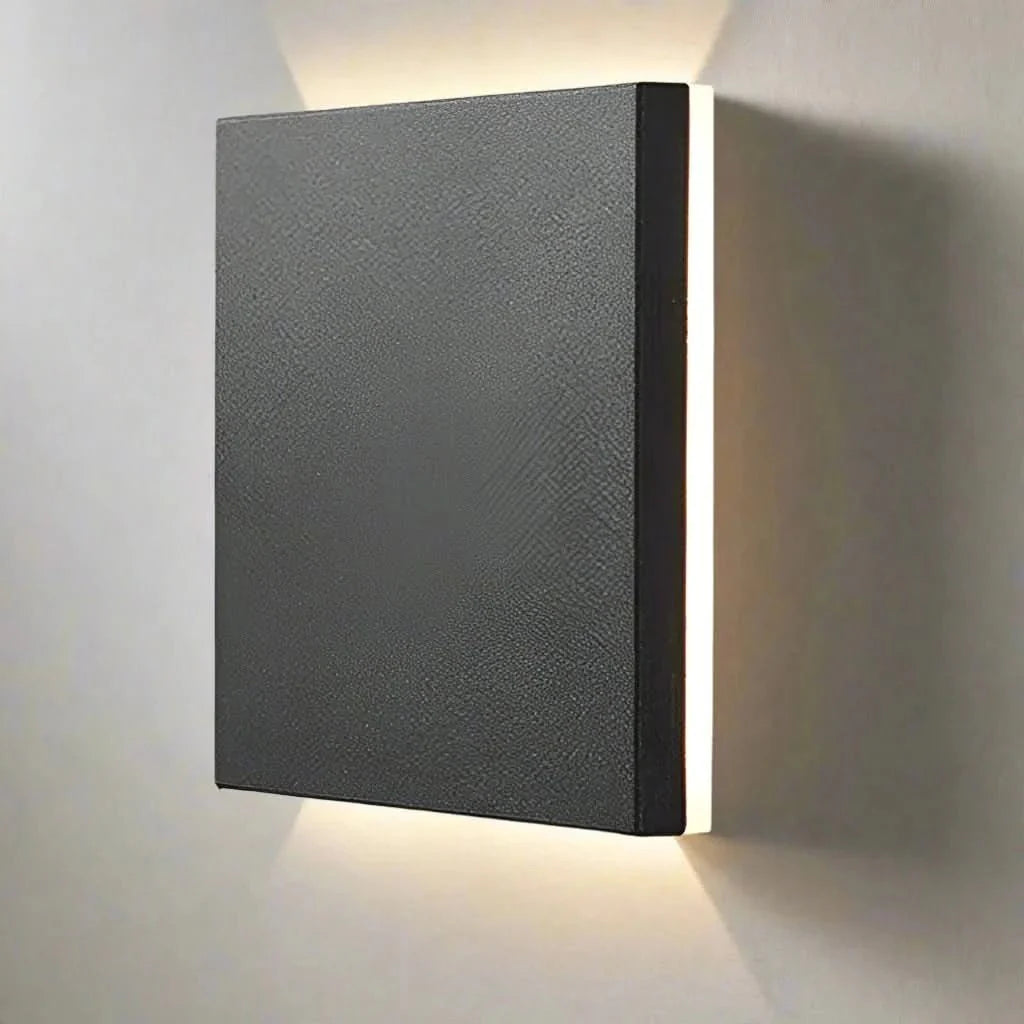 Outdoor IP65 LED wall light