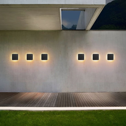 Outdoor IP65 LED wall light