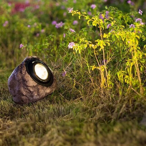 Solar stone-shaped lamp