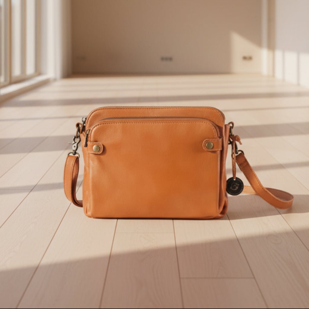 Crossbody bag with a zipper