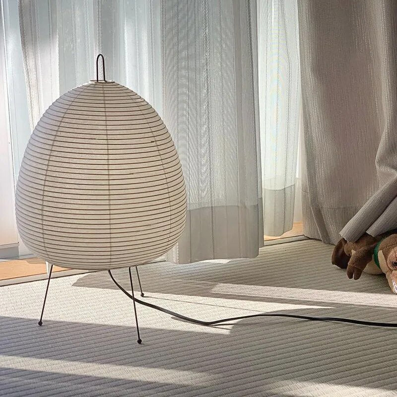 Stolní lampa s rýžovým papírovým stínidlem