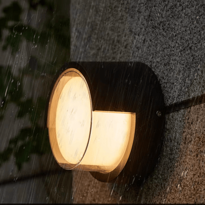 Nástěnná LED lampa IP65 s teplým světlem