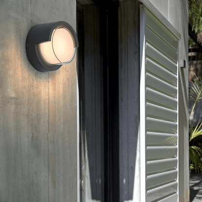 Nástěnná LED lampa IP65 s teplým světlem